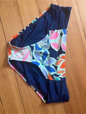 Skechers Navy Floral High-Waist Swim Bottom with Multicolor Print